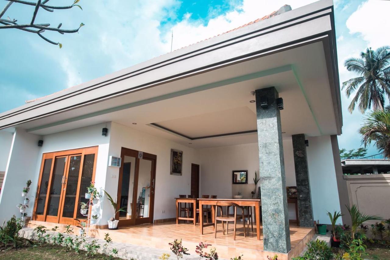 Villa Popolan And Guest House Ubud  Exterior photo